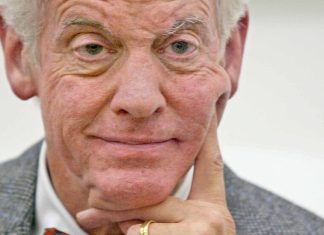 Ціна захисту: про життя і спадщину Білла Ньюкома і про те, як антимонопольні баталії формують су