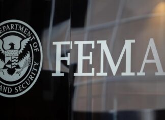 Хаотичне літо в FEMA ставало все гірше і гірше