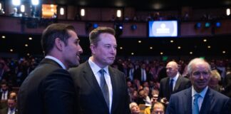 Маск загострює конфлікт з Європою через цифрові правила