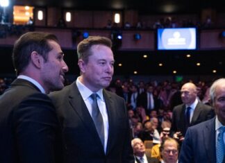 Маск загострює конфлікт з Європою через цифрові правила