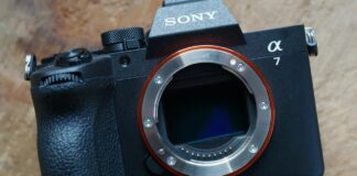 Sony A7V: Лучшая Универсальная Беззеркальная Камера в 2025 Году