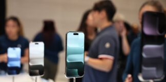 Ley de verificación de edad de Texas para tiendas de aplicaciones bloqueada por un juez federal