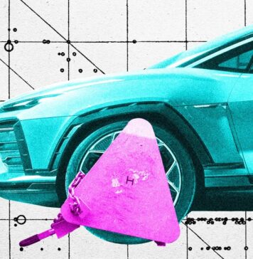 Lamborghini Припиняє Плани з EV, Поки Попит на Розкішні Електромобілі Стагнує