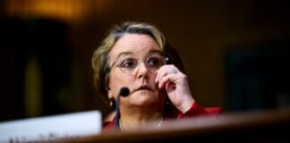 Chefe antitruste Gail Slater renuncia em meio ao escrutínio da fusão do DOJ