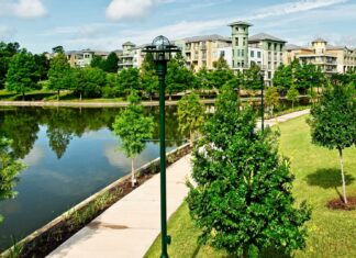 П’ять Перспективних Місць для виходу на пенсію (крім Флориди)