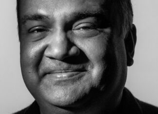 Царство YouTube: Бесіда з генеральним директором Нілом Моханом