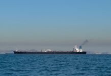 Ціни на нафту злітають на тлі ескалації конфлікту з Іраном: відповіді Трампа визначить майбутнє