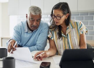 Максимізація податкової економії: поширені відрахування, які люди похилого віку часто не беруть до уваги.