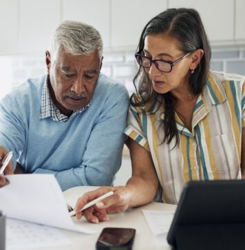 Максимізація податкової економії: поширені відрахування, які люди похилого віку часто не беруть до уваги.