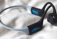 Огляд H2O Audio Tri Run: Хороша посадка за посереднього звуку