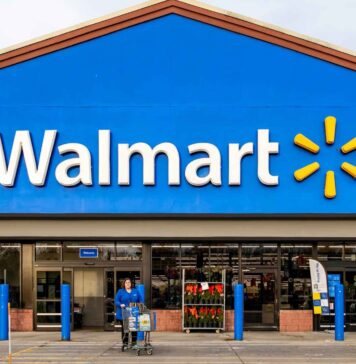 5 продуктових магазинів Walmart, які пенсіонери повинні купити, перш ніж ціни підскочать влітку 2026 року