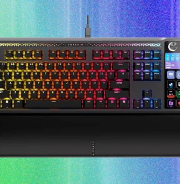 Corsair прикрутила Stream Deck к клавиатуре. Вышло неаккуратно.