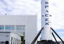 Activists Target SpaceX’s Record-Breaking IPO, Citing Governance and Political Risks