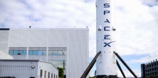Activists Target SpaceX’s Record-Breaking IPO, Citing Governance and Political Risks